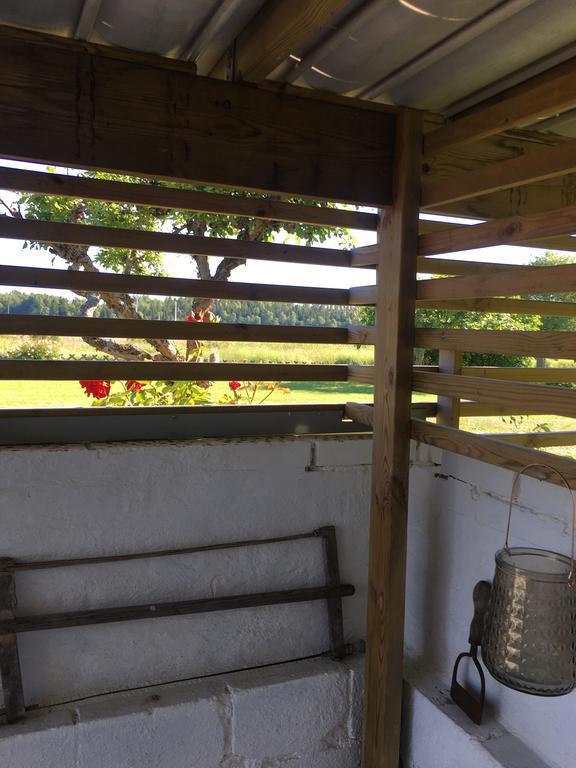 Rum I Villa - Kaerleksudden Norrtaelje Buitenkant foto