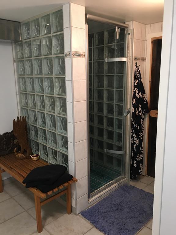Rum I Villa - Kaerleksudden Norrtaelje Buitenkant foto