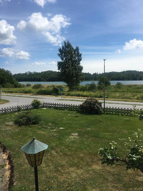 Rum I Villa - Kaerleksudden Norrtaelje Buitenkant foto